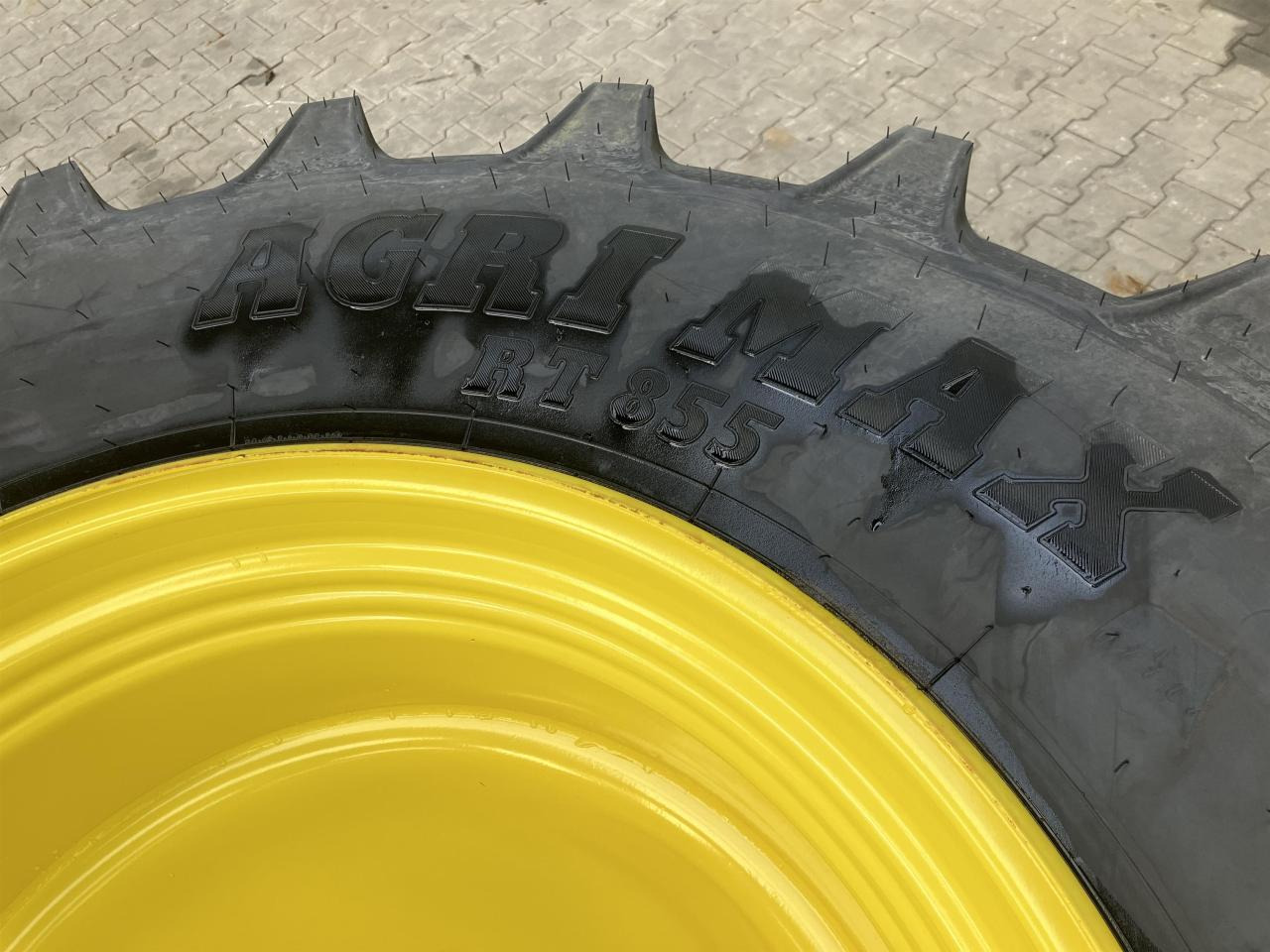 BKT 520/85R38 - Шина для Сельскохозяйственной техники: фото 4 BKT 520/85R38 - Шина для Сельскохозяйственной техники: фото 4