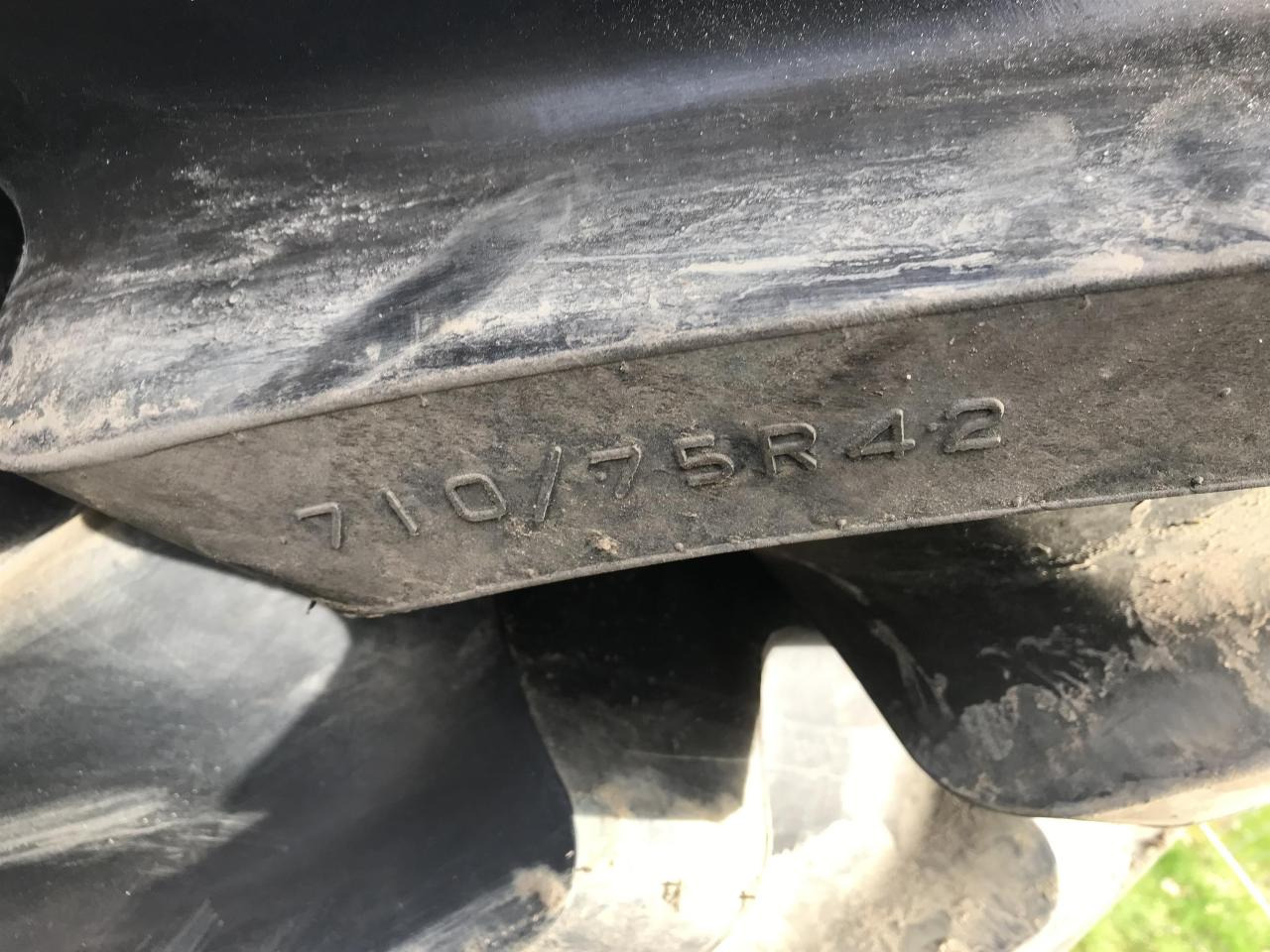 Bridgestone 710/75R42 - Шина для Сельскохозяйственной техники: фото 2 Bridgestone 710/75R42 - Шина для Сельскохозяйственной техники: фото 2