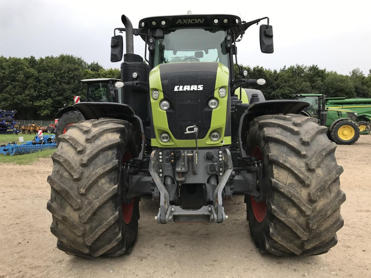CLAAS Axion 920 - Трактор: фото 3 CLAAS Axion 920 - Трактор: фото 3