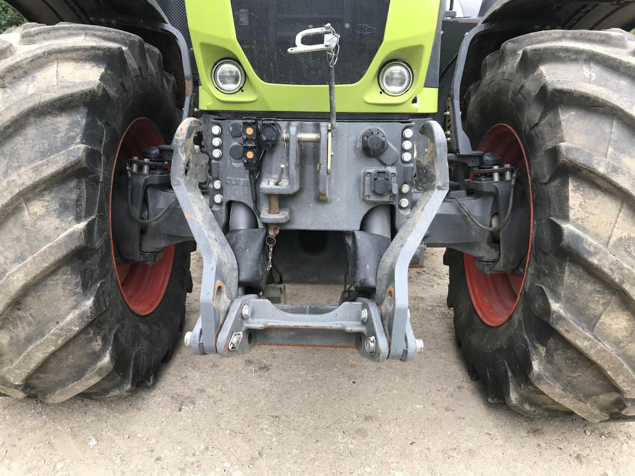 CLAAS Axion 920 - Трактор: фото 4 CLAAS Axion 920 - Трактор: фото 4