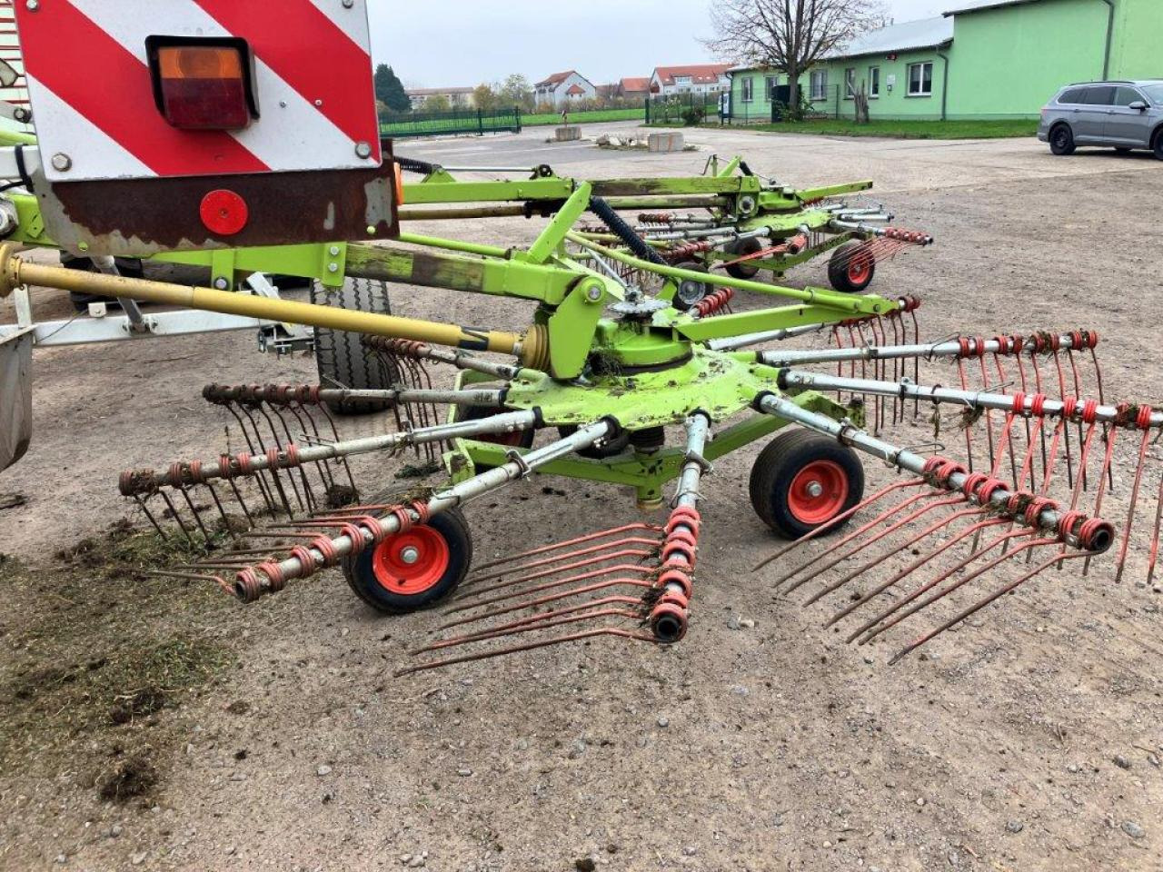 CLAAS Liner 3000 - Сеноворошилка: фото 3 CLAAS Liner 3000 - Сеноворошилка: фото 3
