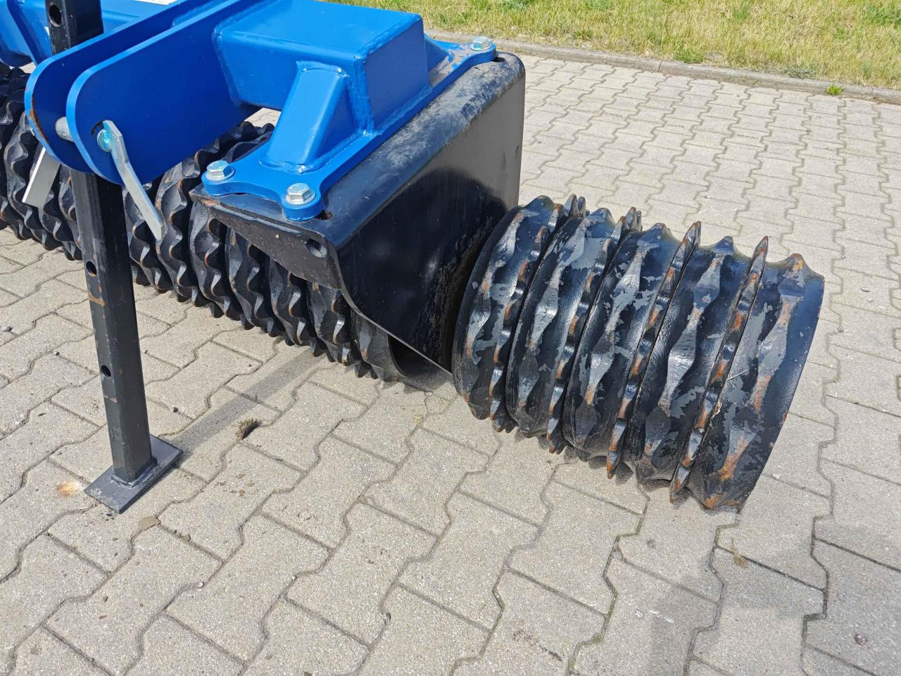 Dalbo Combiflex 250 - Каток: фото 5 Dalbo Combiflex 250 - Каток: фото 5