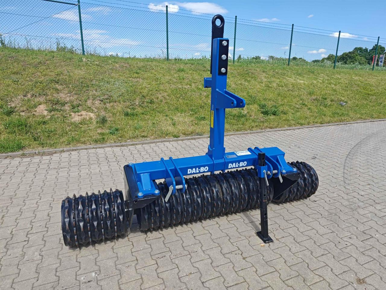 Dalbo Combiflex 250 - Каток: фото 1 Dalbo Combiflex 250 - Каток: фото 1