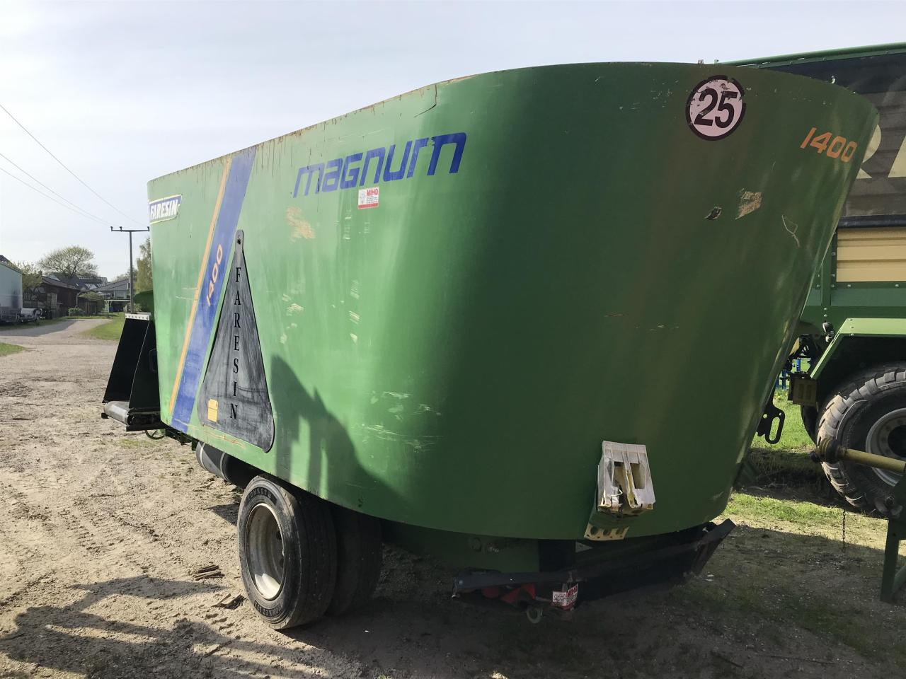 Faresin TMRVD1400 - Кормораздатчик: фото 1 Faresin TMRVD1400 - Кормораздатчик: фото 1