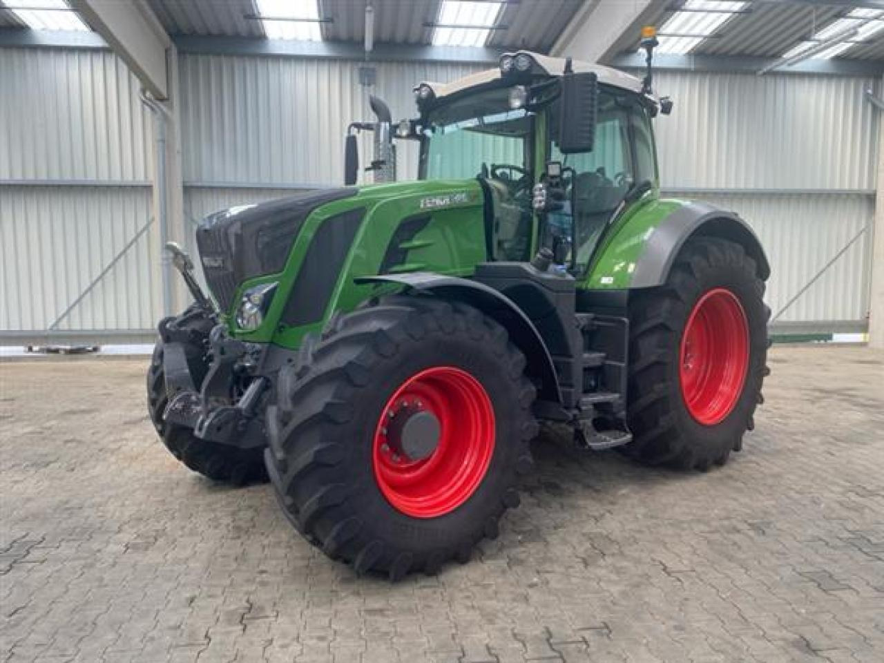 Трактор Fendt 828 ProfiPlus: фото 1