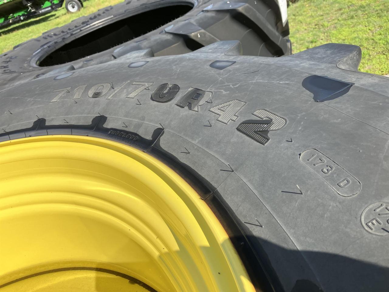 Firestone 710/70R42 - Шина для Сельскохозяйственной техники: фото 3 Firestone 710/70R42 - Шина для Сельскохозяйственной техники: фото 3