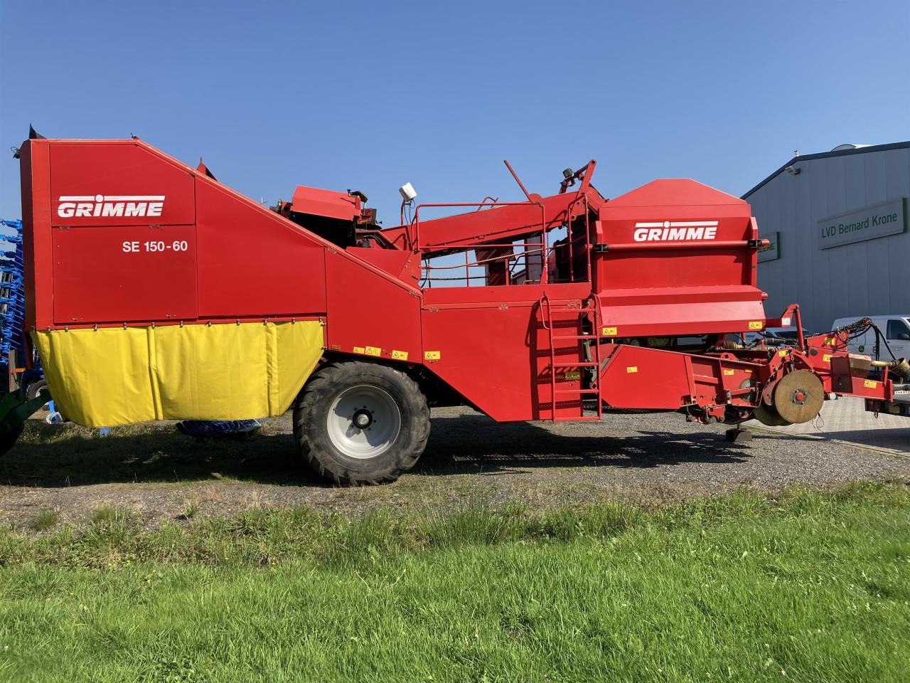 Grimme SE 150-60 NB - Картофелеуборочный комбайн: фото 1 Grimme SE 150-60 NB - Картофелеуборочный комбайн: фото 1