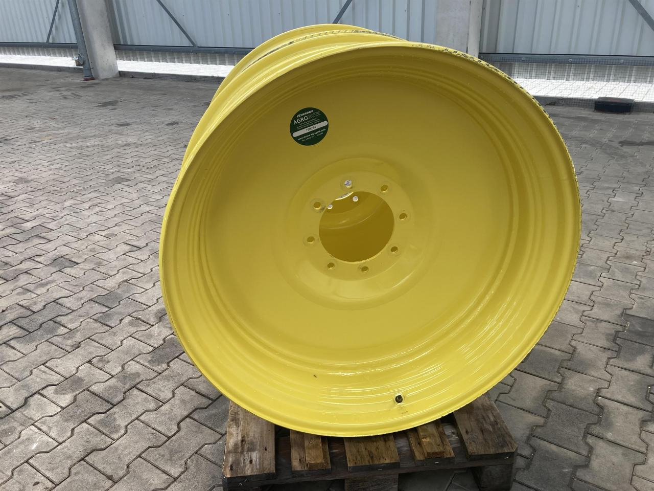 John Deere 15x38 - Шина для Сельскохозяйственной техники: фото 2 John Deere 15x38 - Шина для Сельскохозяйственной техники: фото 2