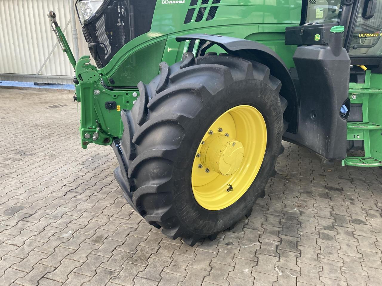 John Deere 6155R - Трактор: фото 2 John Deere 6155R - Трактор: фото 2