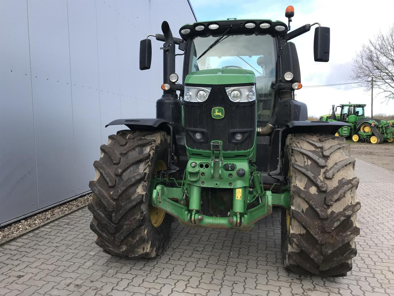 John Deere 6250R - Трактор: фото 3 John Deere 6250R - Трактор: фото 3