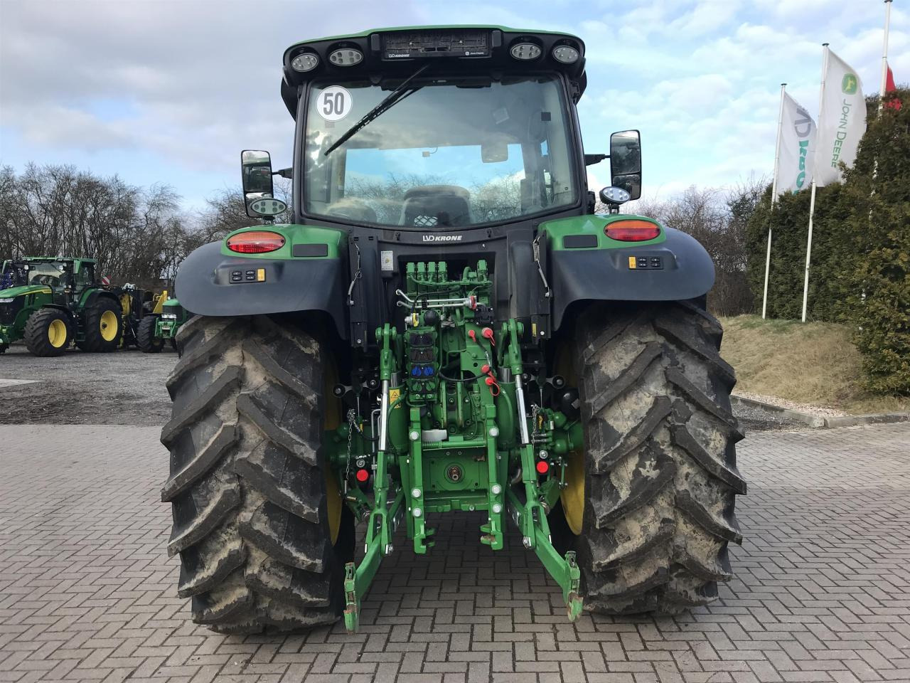John Deere 6R 140 - Трактор: фото 4 John Deere 6R 140 - Трактор: фото 4