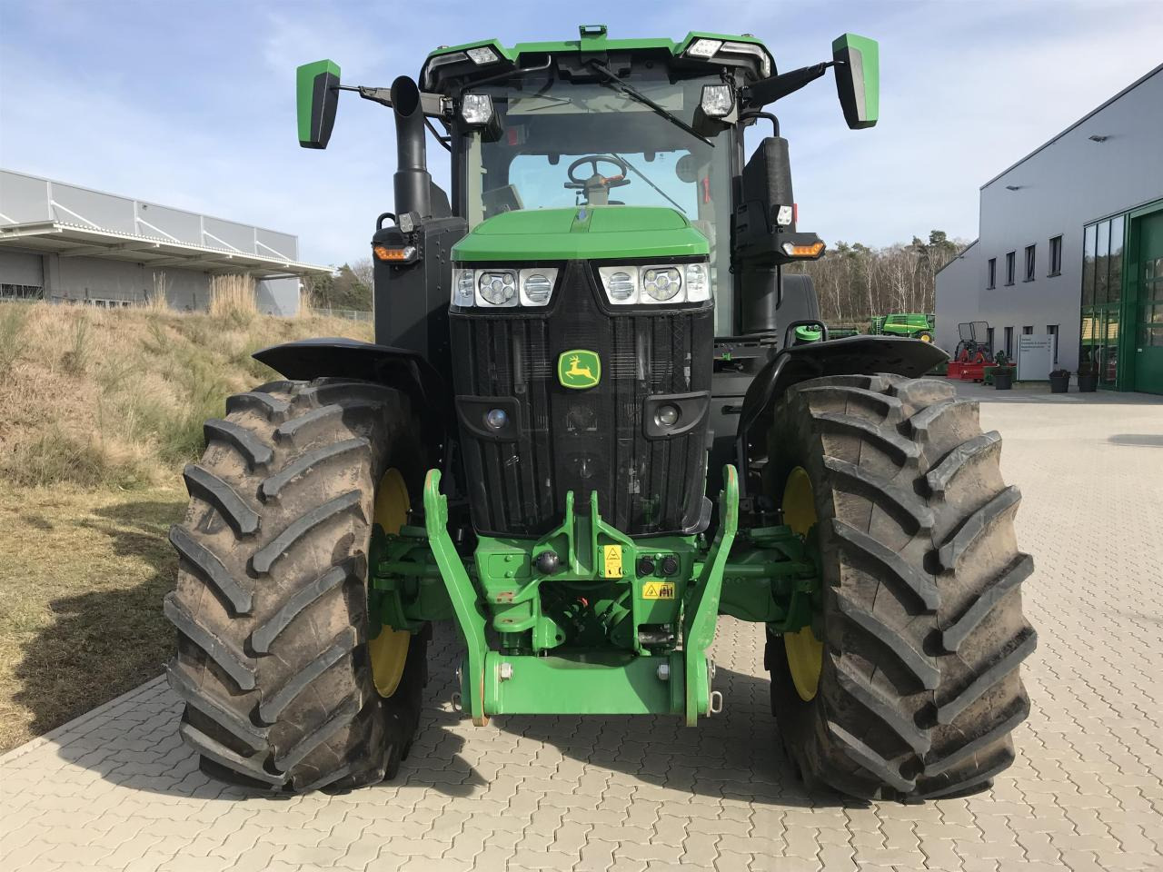 John Deere 7R 310 - Трактор: фото 3 John Deere 7R 310 - Трактор: фото 3