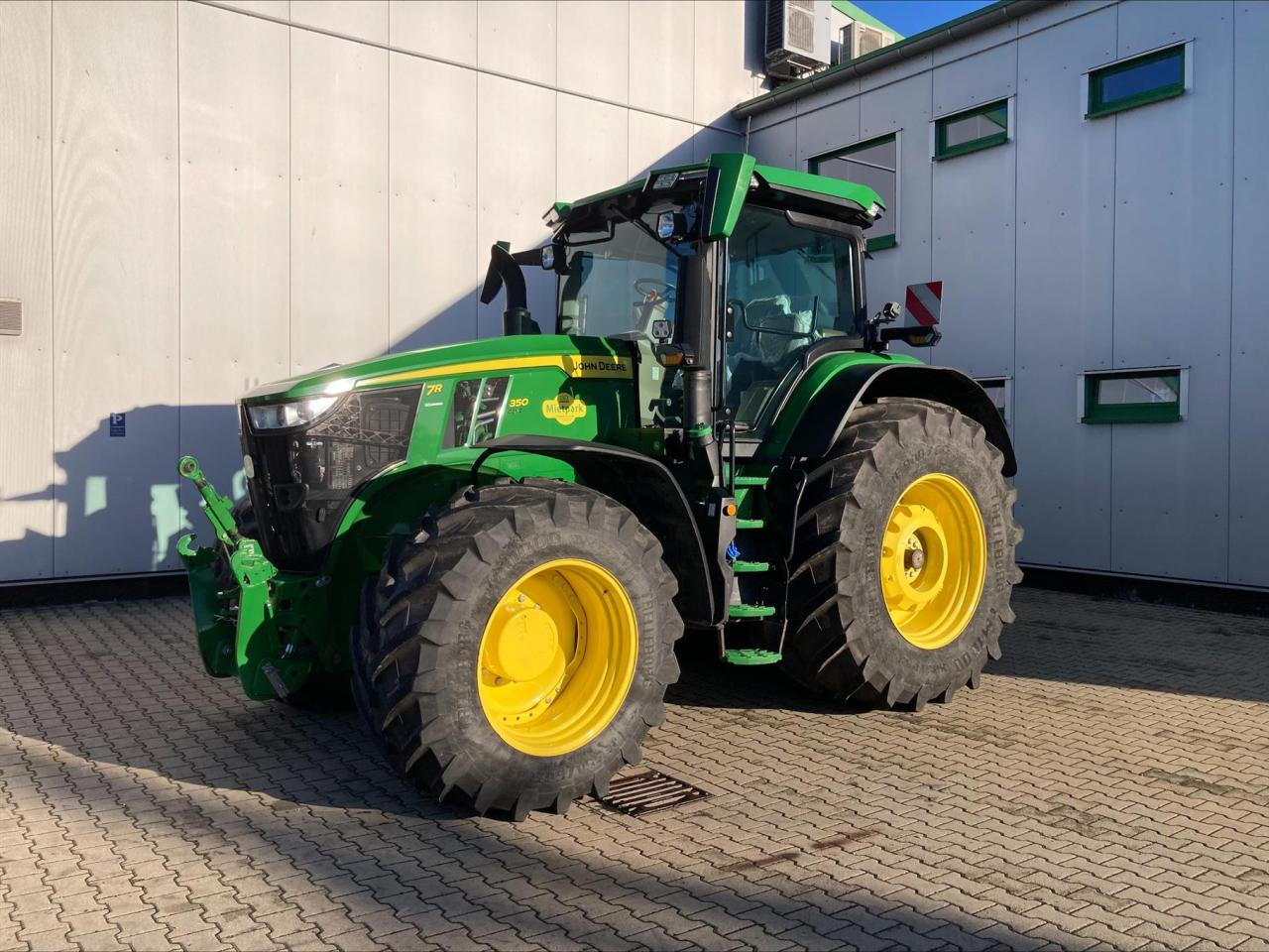John Deere 7R 350 - Трактор: фото 1 John Deere 7R 350 - Трактор: фото 1