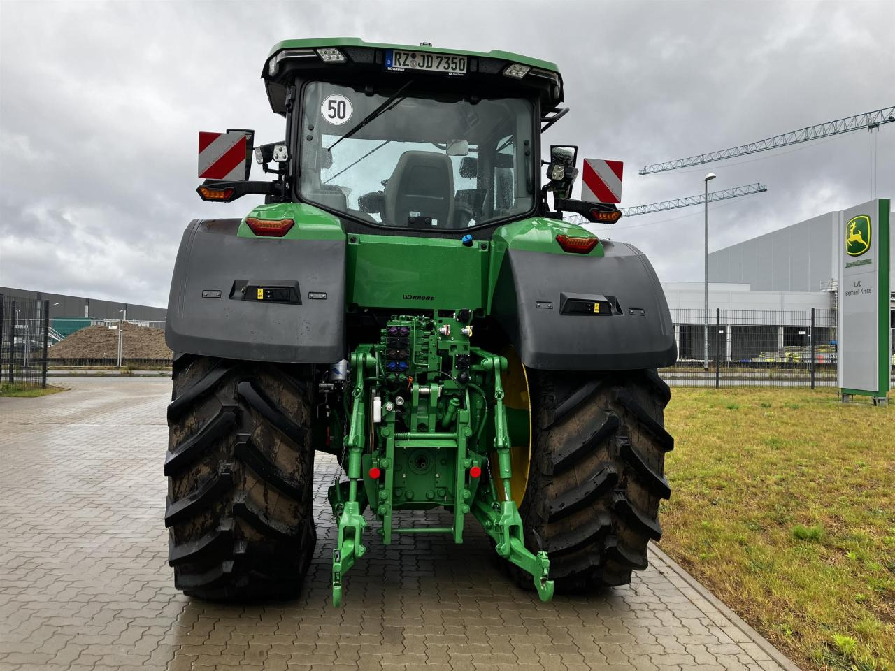 John Deere 7R 350 - Трактор: фото 5 John Deere 7R 350 - Трактор: фото 5