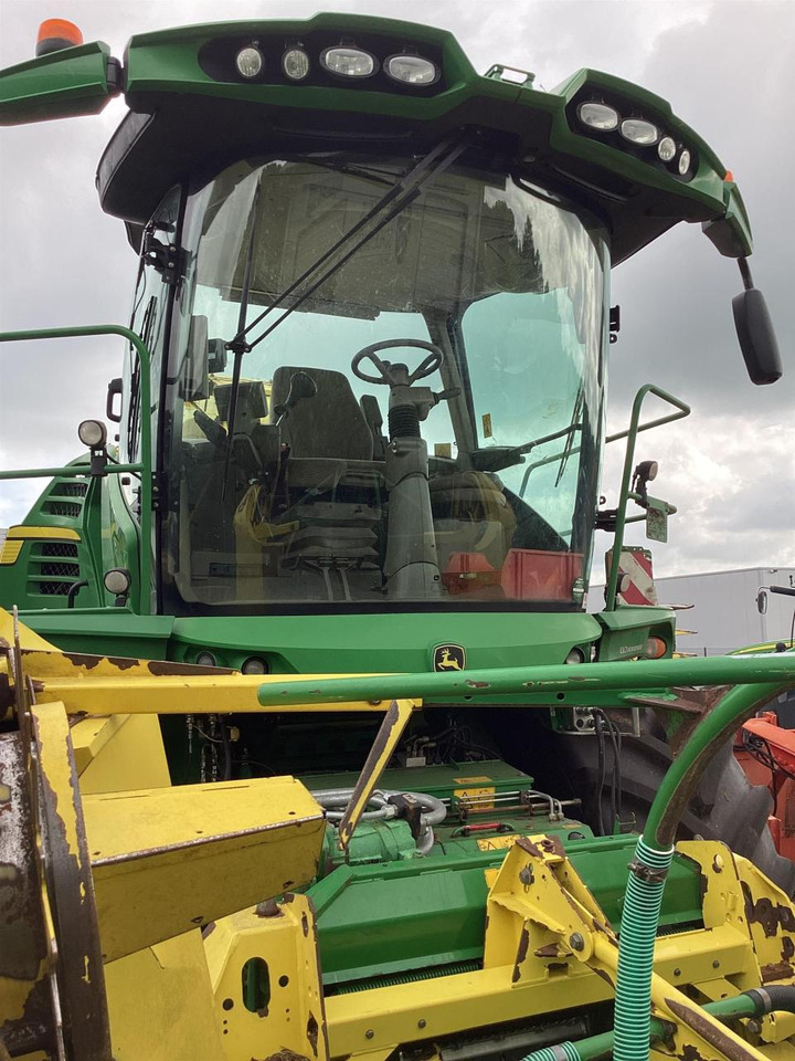 Кормоуборочный комбайн John Deere 8300: фото 13 Кормоуборочный комбайн John Deere 8300: фото 13
