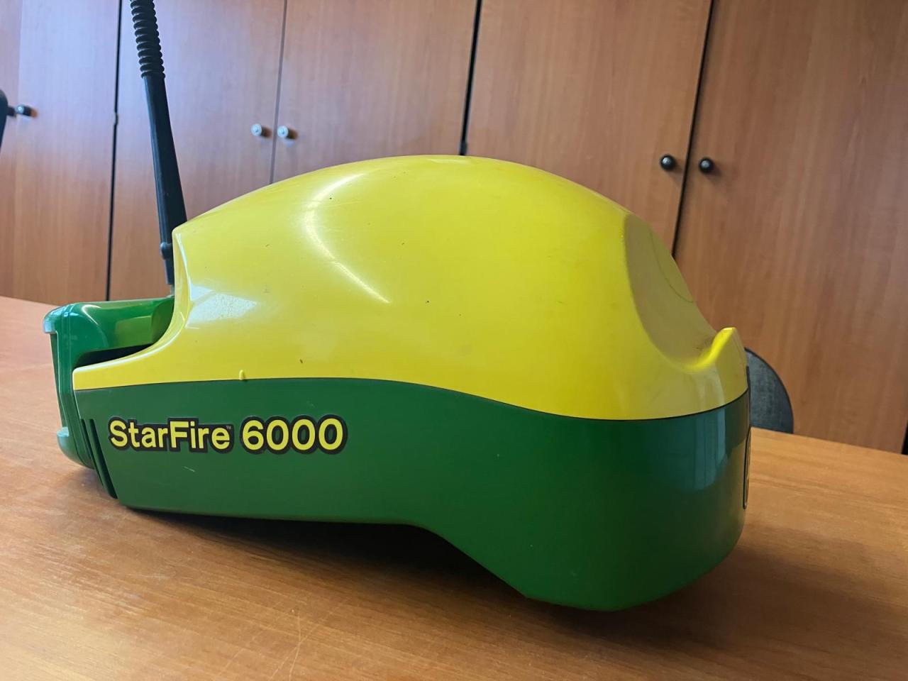 John Deere SF6000 RTK - Система навигации для Сельскохозяйственной техники: фото 1 John Deere SF6000 RTK - Система навигации для Сельскохозяйственной техники: фото 1