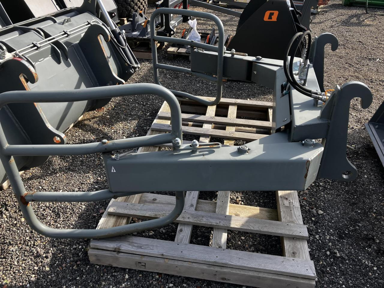 Kramer Ballenzange - Фронтальный погрузчик для трактора: фото 3 Kramer Ballenzange - Фронтальный погрузчик для трактора: фото 3