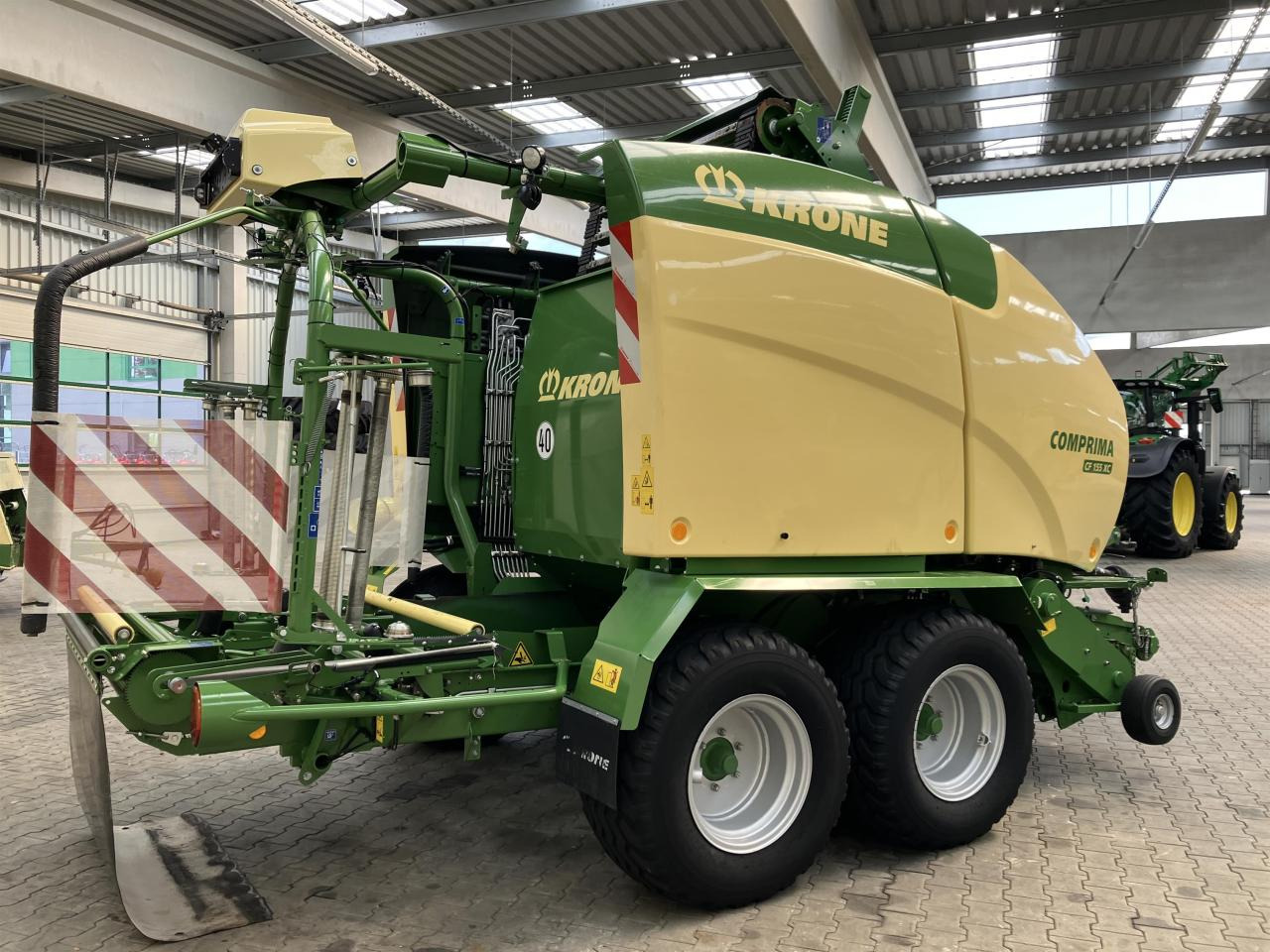 Krone CF 155 XC Comprima - Пресс-подборщик рулонный: фото 5 Krone CF 155 XC Comprima - Пресс-подборщик рулонный: фото 5