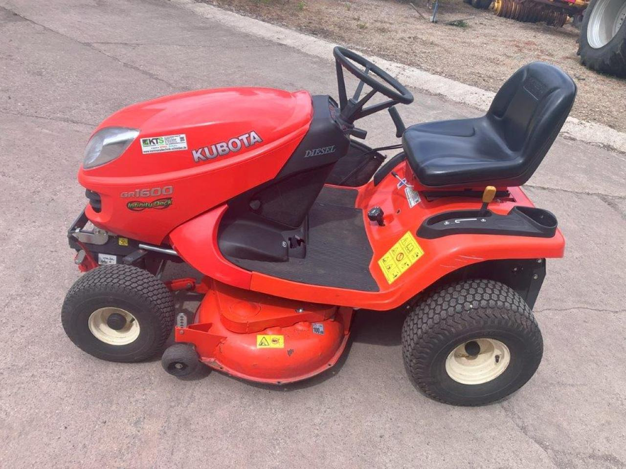 Kubota GR1600-ID-II - Газонокосилка: фото 1 Kubota GR1600-ID-II - Газонокосилка: фото 1
