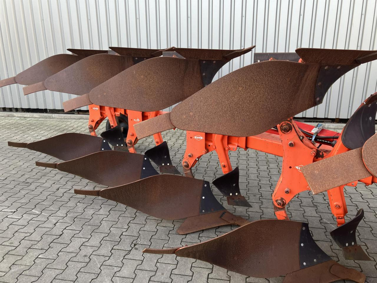 Kuhn Multi-Master 12 - Плуг: фото 4 Kuhn Multi-Master 12 - Плуг: фото 4