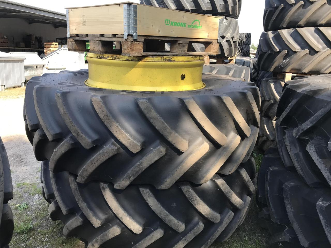 Mitas 680/80R42 - Шина для Сельскохозяйственной техники: фото 2 Mitas 680/80R42 - Шина для Сельскохозяйственной техники: фото 2