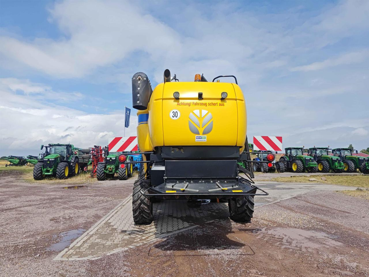 New Holland CX 5.80 - Зерноуборочный комбайн: фото 5 New Holland CX 5.80 - Зерноуборочный комбайн: фото 5