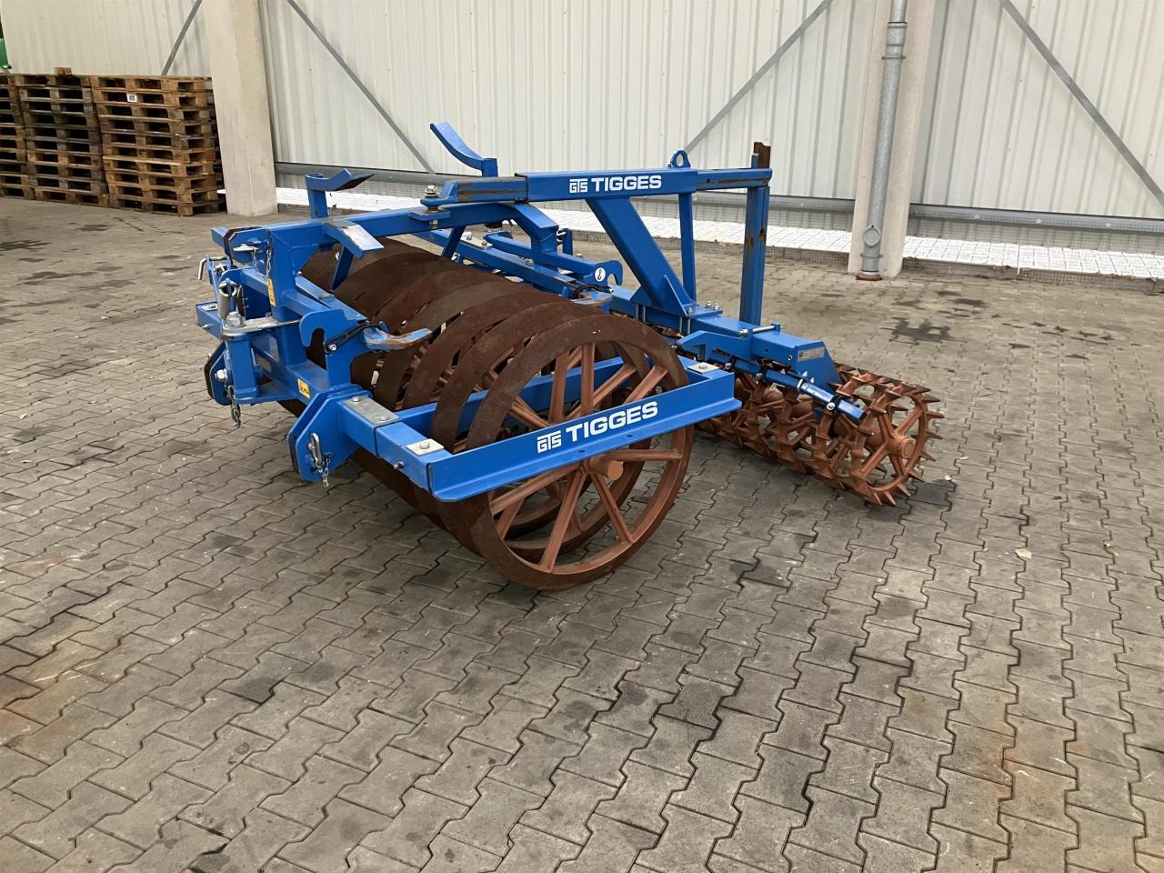 Tigges UPN 900-210 - Полевой каток: фото 1 Tigges UPN 900-210 - Полевой каток: фото 1