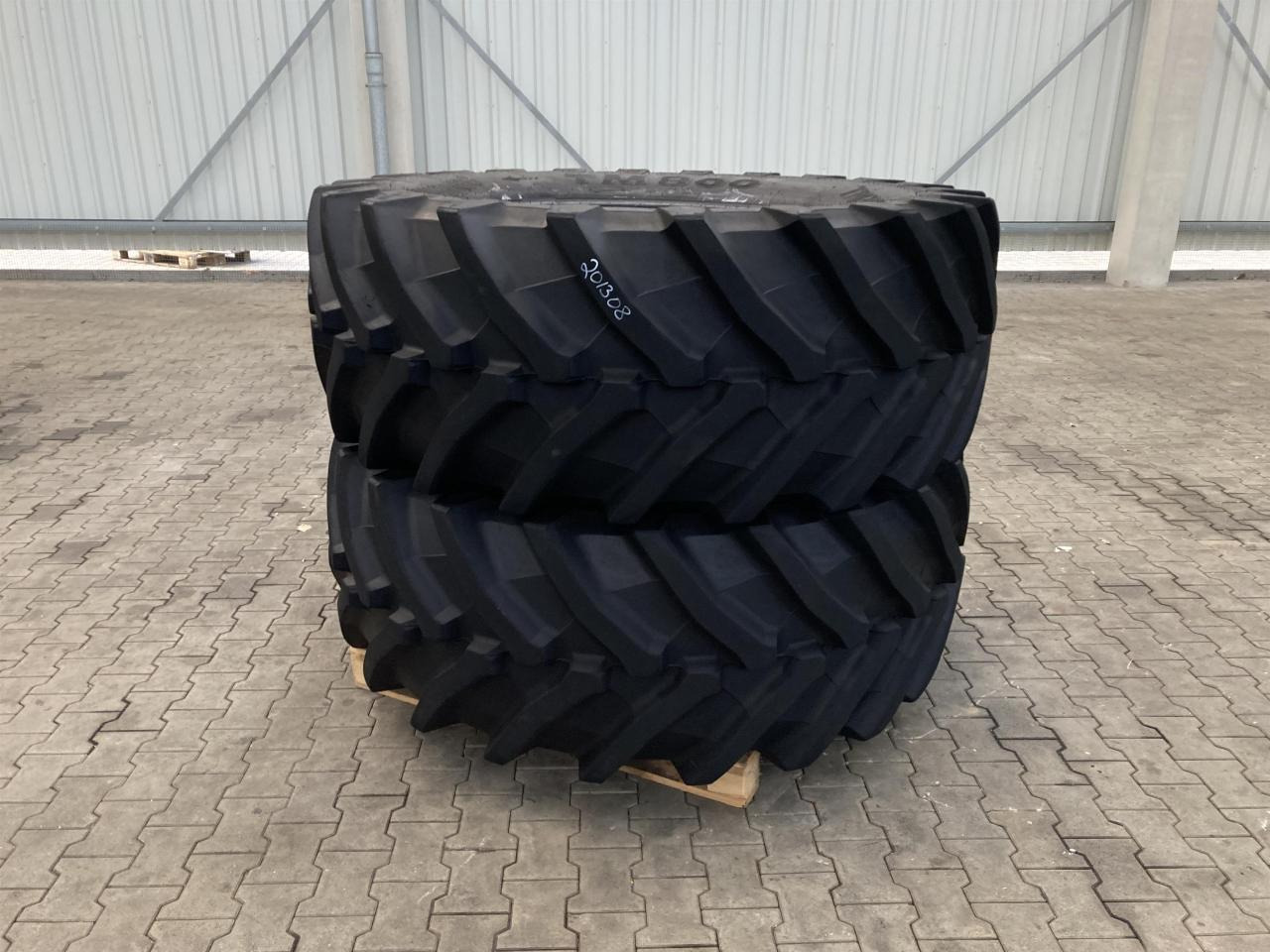 Trelleborg 650/65R38 - Шина для Сельскохозяйственной техники: фото 1 Trelleborg 650/65R38 - Шина для Сельскохозяйственной техники: фото 1