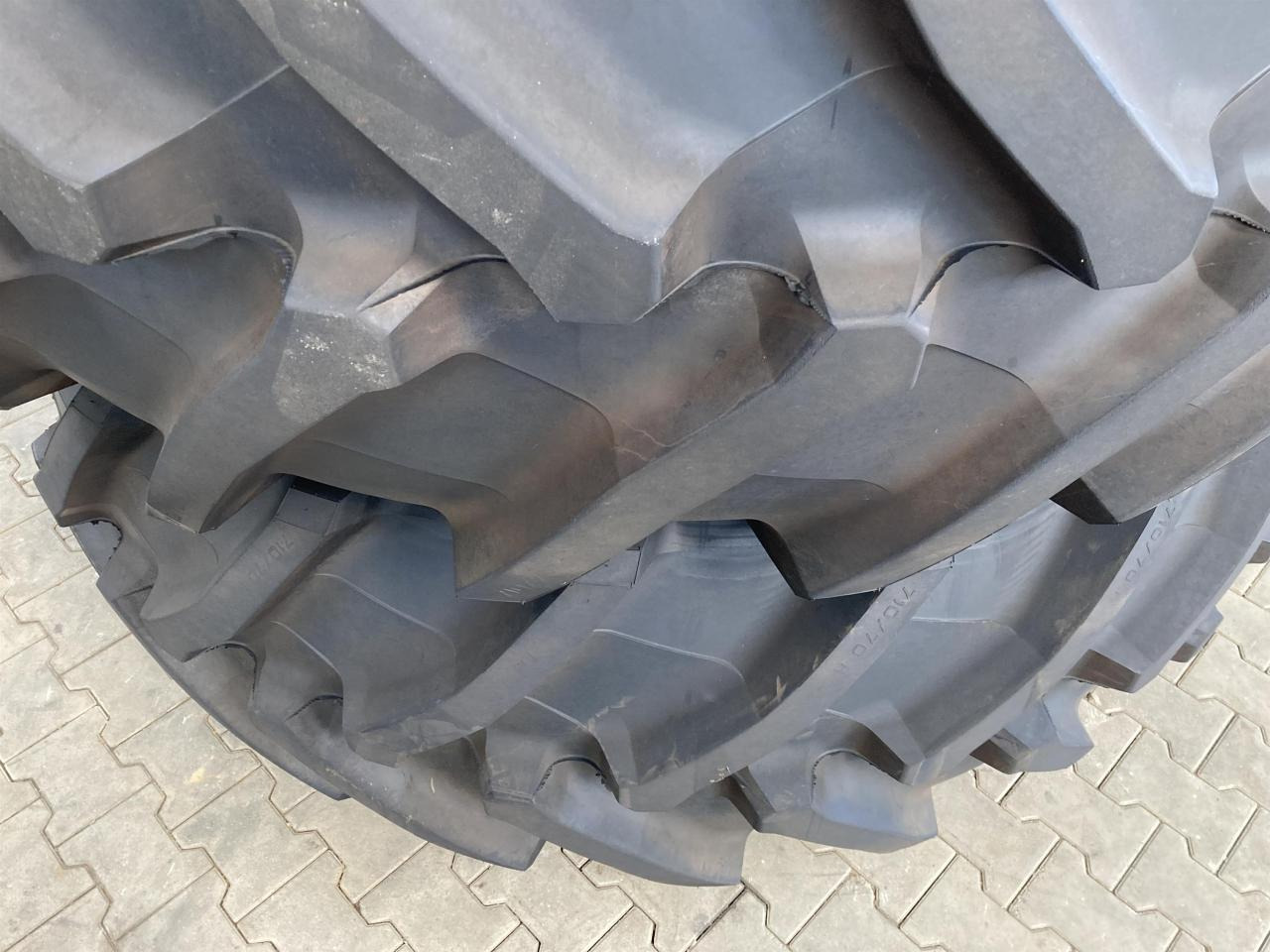 Trelleborg 710/70R42 - Шина для Сельскохозяйственной техники: фото 4 Trelleborg 710/70R42 - Шина для Сельскохозяйственной техники: фото 4