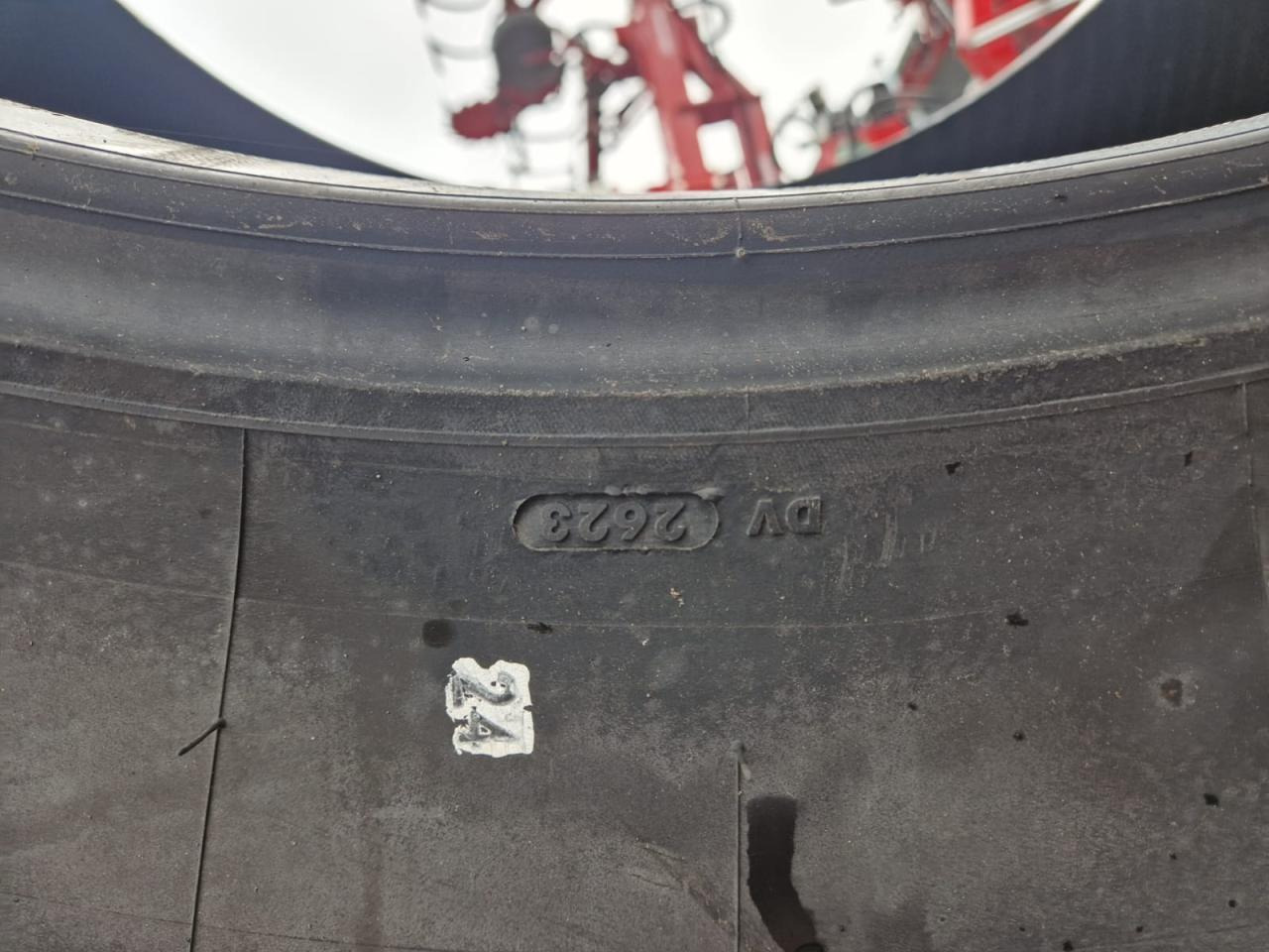 Vredestein 710/75R38 - Шина для Сельскохозяйственной техники: фото 2 Vredestein 710/75R38 - Шина для Сельскохозяйственной техники: фото 2