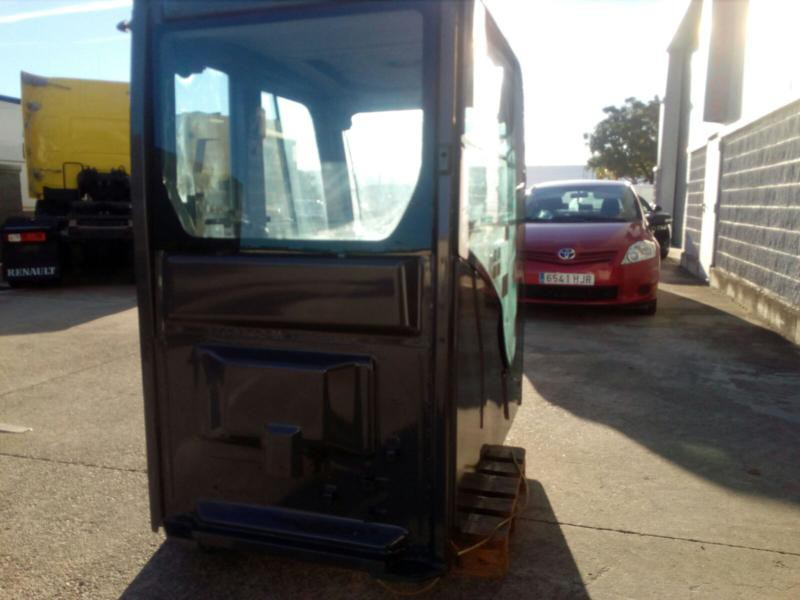 Cab ROPS HITACHI ZX270-3 ZX280-3 4665065 - Кабина для Строительной техники: фото 4 Cab ROPS HITACHI ZX270-3 ZX280-3 4665065 - Кабина для Строительной техники: фото 4