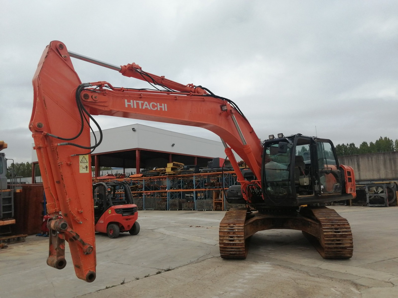 EXCAVADORA HITACHI ZX290LCN-5B - Гусеничный экскаватор: фото 4 EXCAVADORA HITACHI ZX290LCN-5B - Гусеничный экскаватор: фото 4