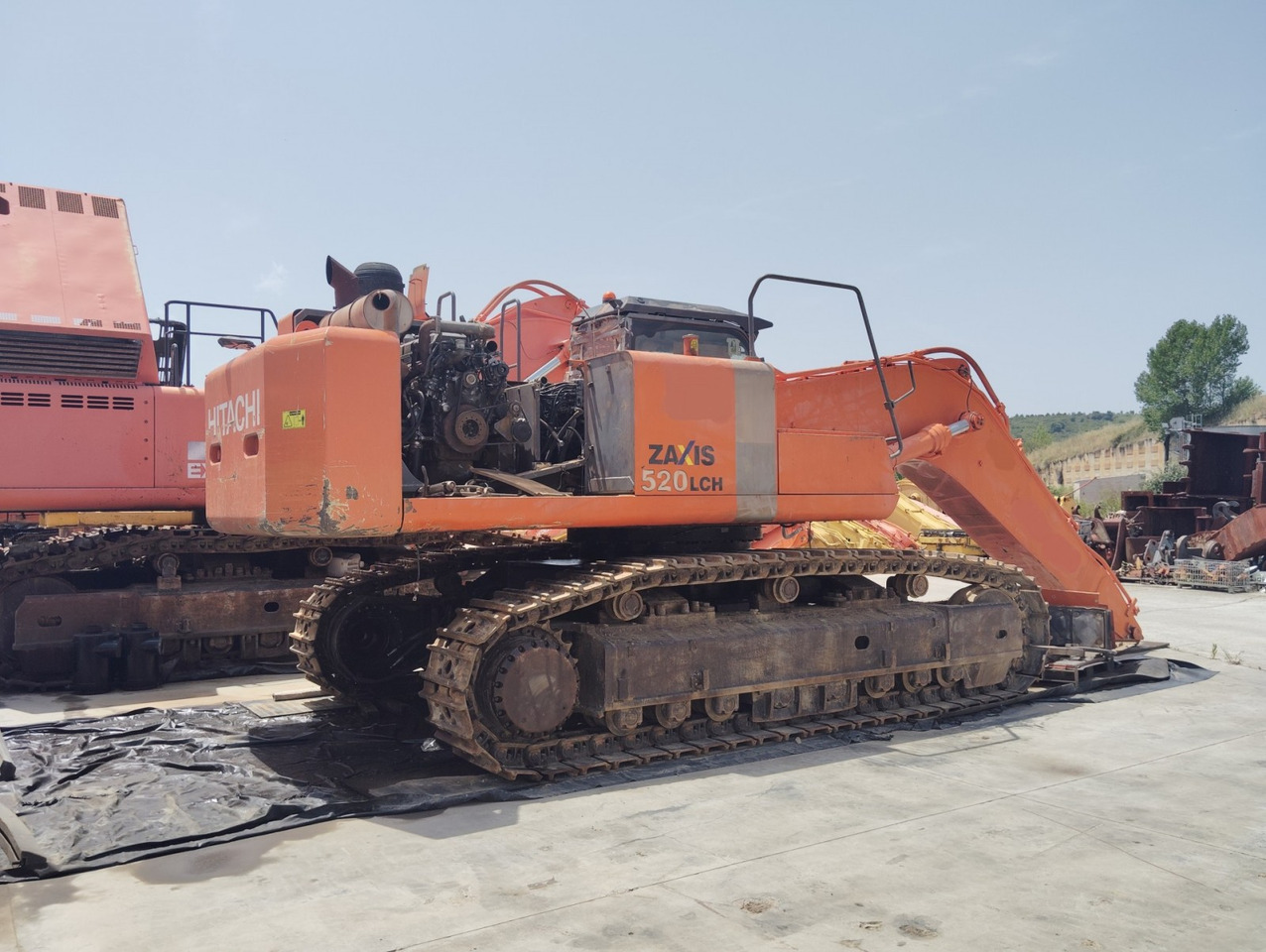 EXCAVADORA HITACHI ZX520LCH-3 - Гусеничный экскаватор: фото 2 EXCAVADORA HITACHI ZX520LCH-3 - Гусеничный экскаватор: фото 2