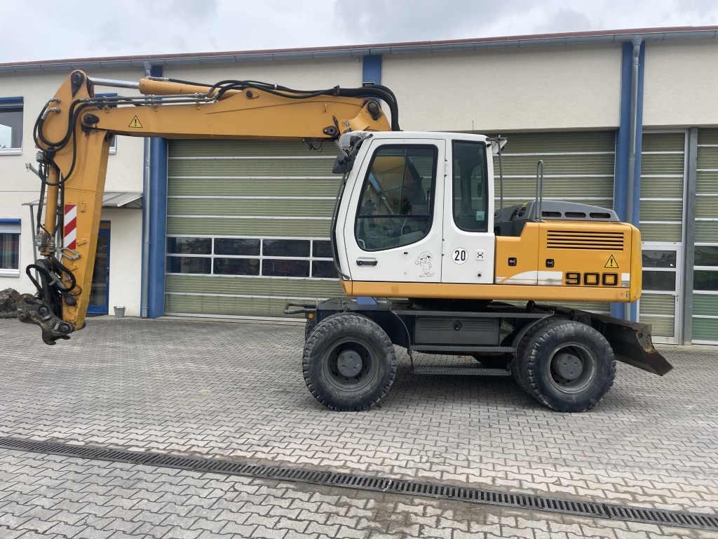 Liebherr A 900 C Litronic - Колёсный экскаватор: фото 2 Liebherr A 900 C Litronic - Колёсный экскаватор: фото 2