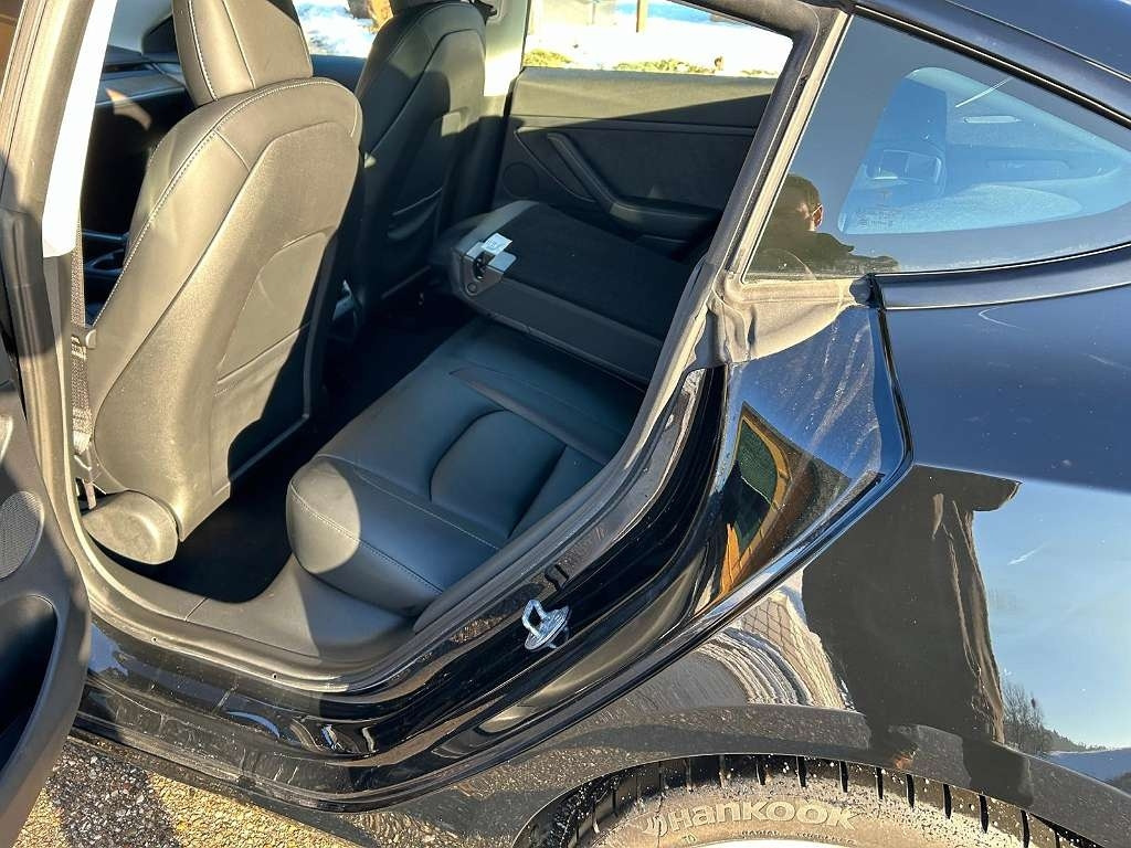 Tesla Model 3 Long Range - Легковой автомобиль: фото 5 Tesla Model 3 Long Range - Легковой автомобиль: фото 5