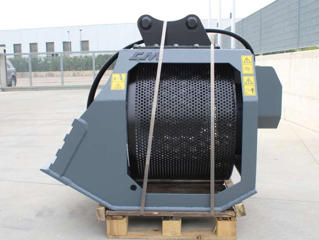 CM Crusher CBR 07 Screening Bucket - Ковш для Мини-погрузчиков с бортовым поворотом: фото 2 CM Crusher CBR 07 Screening Bucket - Ковш для Мини-погрузчиков с бортовым поворотом: фото 2