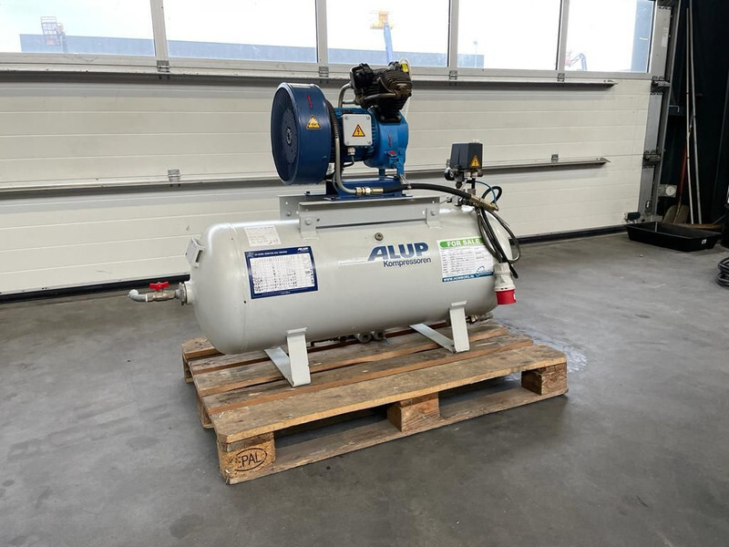 Воздушный компрессор Alup 2.2 kW 240 L / min 10 Bar Elektrische Zuigercompressor op ketel: фото 8