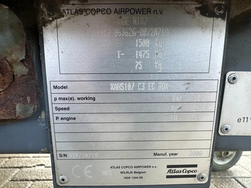 Atlas-Copco XAHS 107 C3 EC80X Deutz 6.3 m3 / min 58 kW 12 BWar Mobiele Diesel Compressor Aanhanger - Воздушный компрессор: фото 3 Atlas-Copco XAHS 107 C3 EC80X Deutz 6.3 m3 / min 58 kW 12 BWar Mobiele Diesel Compressor Aanhanger - Воздушный компрессор: фото 3
