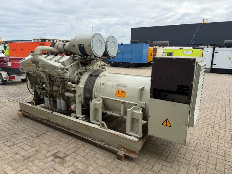 Cummins KTA 38 G5 Leroy Somer 1000 kVA noodstroom generatorset - Электрогенератор: фото 4 Cummins KTA 38 G5 Leroy Somer 1000 kVA noodstroom generatorset - Электрогенератор: фото 4