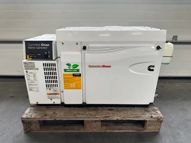 Cummins Onan MDKBP Kubota 4 cilinder Diesel 13.5 kVA Marine Silent generatorset - Электрогенератор: фото 1 Cummins Onan MDKBP Kubota 4 cilinder Diesel 13.5 kVA Marine Silent generatorset - Электрогенератор: фото 1