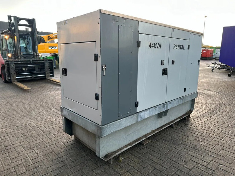 Электрогенератор Europower EPUS44TDE Kubota Leroy Somer 44 kVA Supersilent Rental generatorset: фото 15