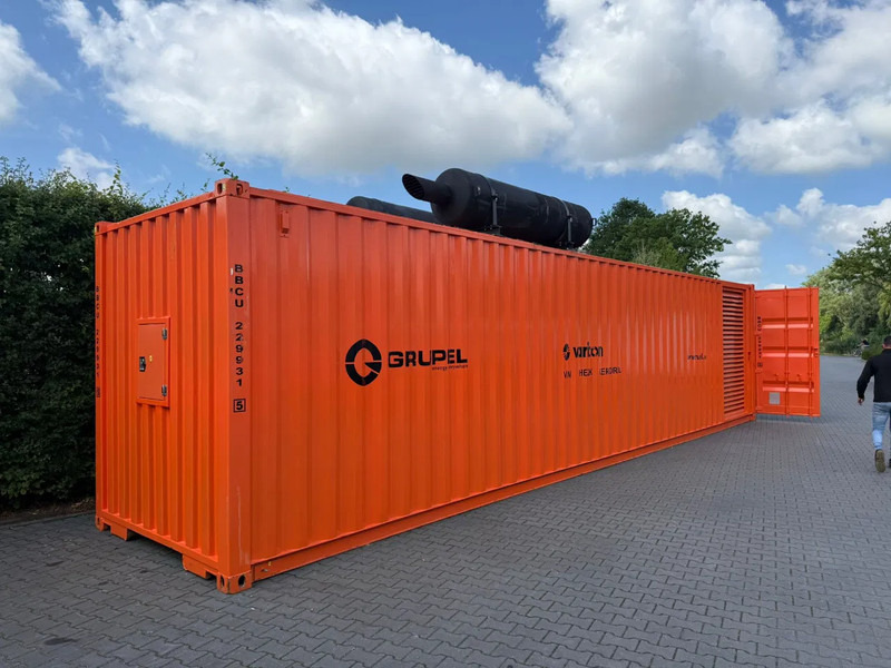 Grupel Baudouin 2200 kVA Silent generatorset in 40 ft container Overstock New ! - Электрогенератор: фото 1 Grupel Baudouin 2200 kVA Silent generatorset in 40 ft container Overstock New ! - Электрогенератор: фото 1