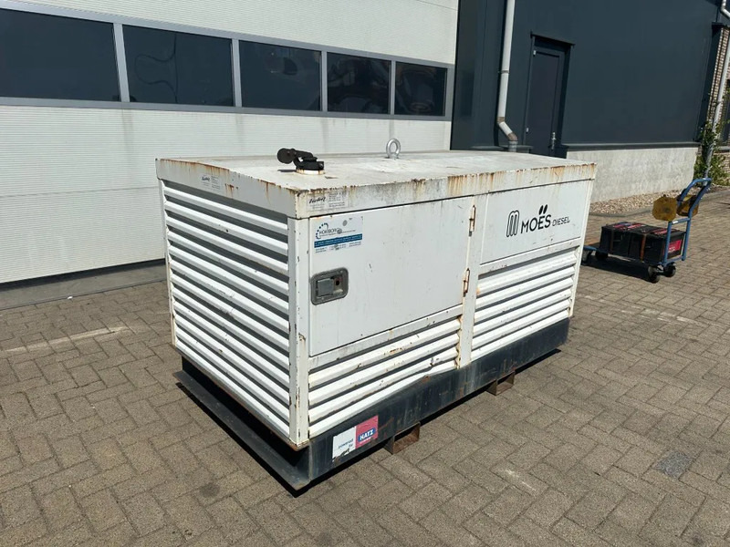 Hatz 3L41C Silentpack 22.5 kVA Silent generatorset - Электрогенератор: фото 5 Hatz 3L41C Silentpack 22.5 kVA Silent generatorset - Электрогенератор: фото 5