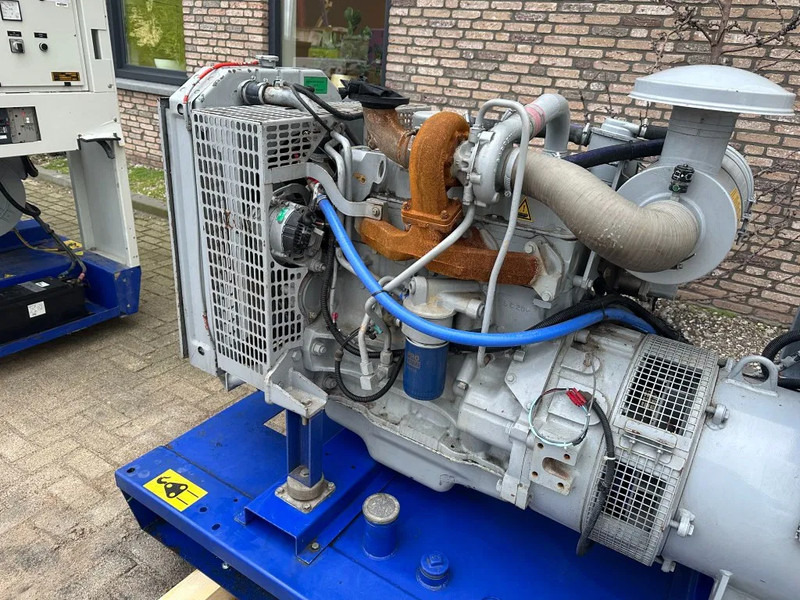 Электрогенератор Iveco 7450 SI 15.05 Leroy Somer 75 kVA generatorset Ex Emergency ! 179 hours: фото 13