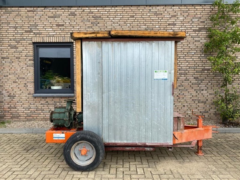 Iveco 8061 I 25.00 Waterpomp Caprari 144 m3 / h 12 Bar Mobiele Beregenings pompset - Насос для воды: фото 1 Iveco 8061 I 25.00 Waterpomp Caprari 144 m3 / h 12 Bar Mobiele Beregenings pompset - Насос для воды: фото 1