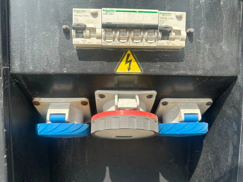 Электрогенератор Iveco FPT F32 AM1A Leroy Somer 32 kVA Silent generatorset 368 hours !: фото 16