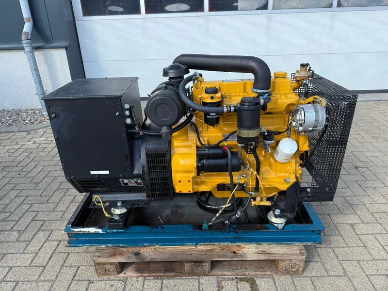 John Deere 4039 DF 008 Stamford 42.5 kVA generatorset - Электрогенератор: фото 1 John Deere 4039 DF 008 Stamford 42.5 kVA generatorset - Электрогенератор: фото 1