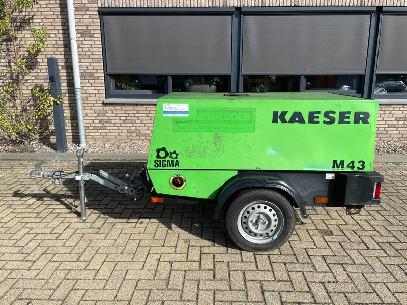 Kaeser M43 Kubota 4,2 m3 / min 7 Bar 30 kW Mobiele Silent Diesel Compressor - Воздушный компрессор: фото 1 Kaeser M43 Kubota 4,2 m3 / min 7 Bar 30 kW Mobiele Silent Diesel Compressor - Воздушный компрессор: фото 1