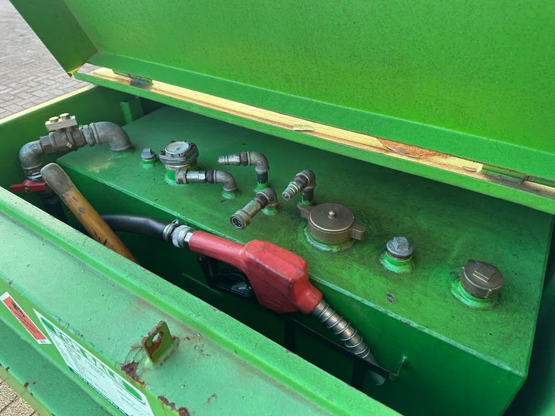 Морской контейнер Kiwa IBC Steenbergen 750 liter Dieseltank met Handpomp Milieutank: фото 6