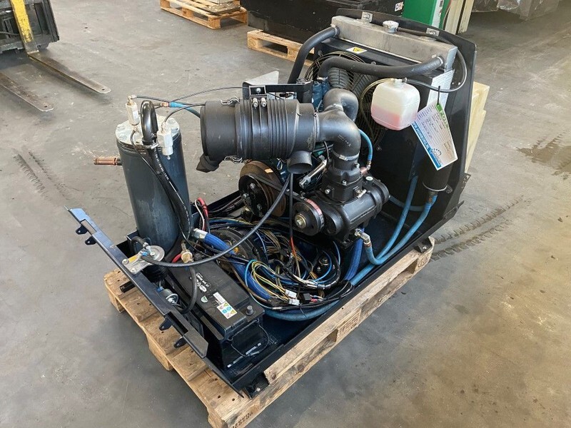 Kubota D1105 Sullair 15.5 kW 7 bar diesel schroefcompressor - Воздушный компрессор: фото 5 Kubota D1105 Sullair 15.5 kW 7 bar diesel schroefcompressor - Воздушный компрессор: фото 5